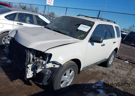 2009 Ford Escape Xls/Xls Manual from USA, damaged, VIN 1FMCU02729KA51377